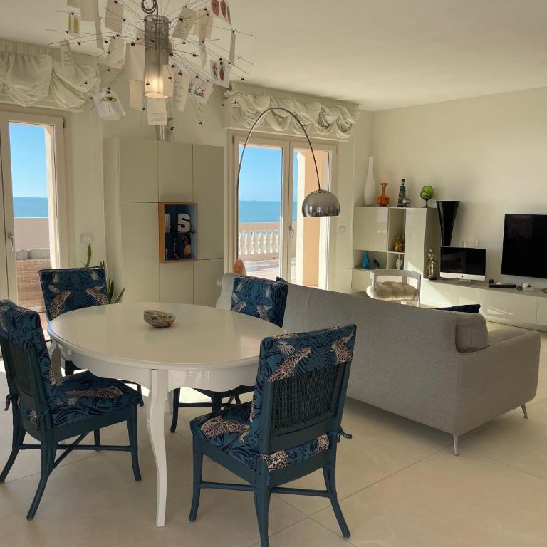 Attico - Appartamento con 1 Camera da Letto - 6