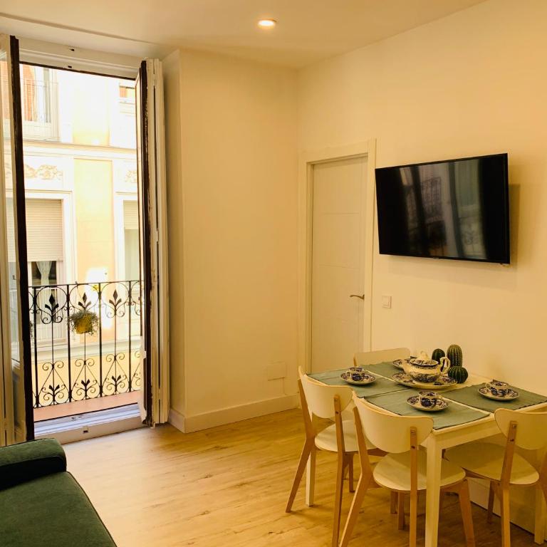 Apartamento VIP VI en Madrid Centro - Two-Bedroom Apartment - 12