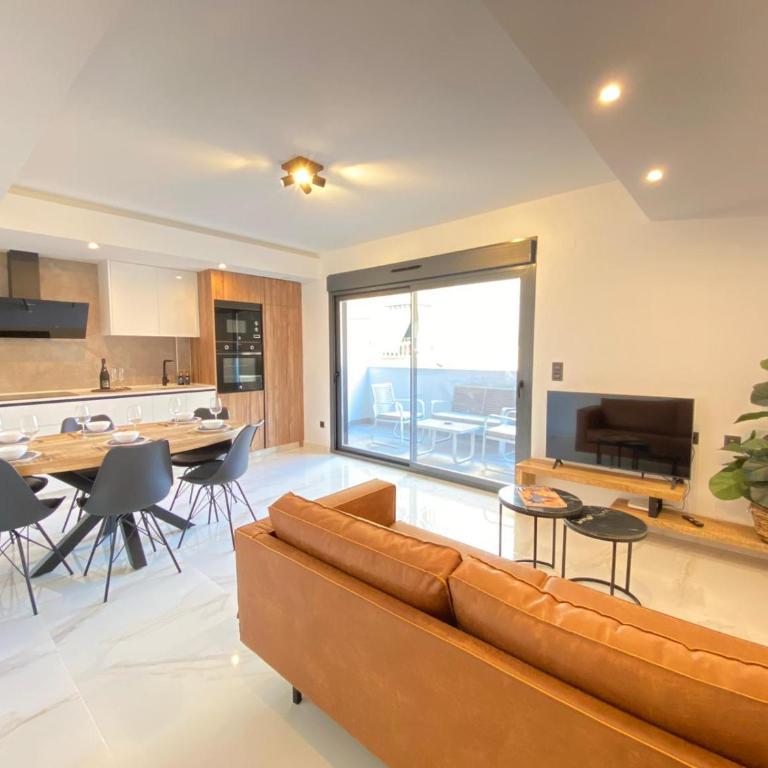 Paseo De La Playa - Apartamento de 3 dormitorios - 1