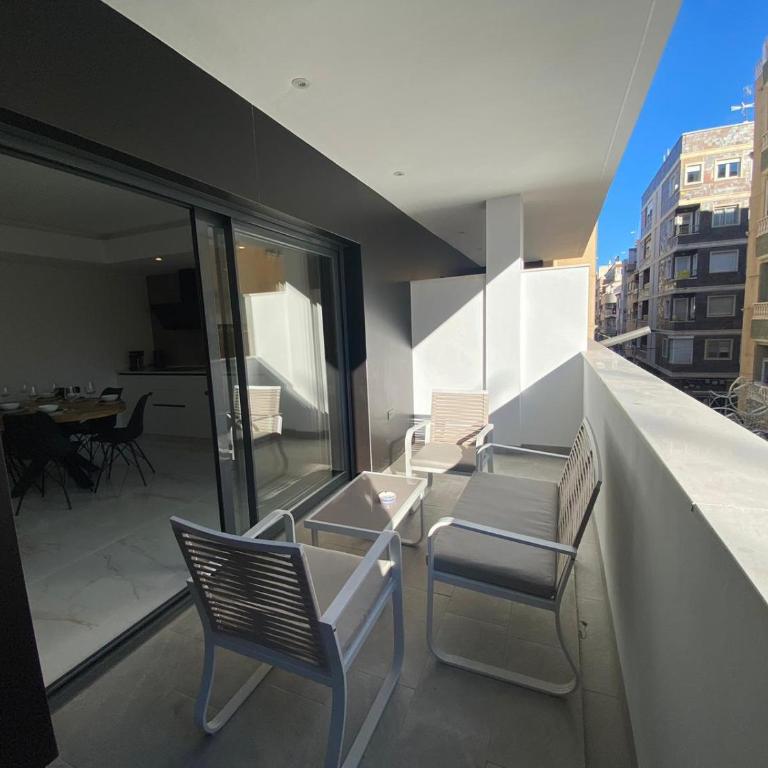 Paseo De La Playa - Apartamento de 3 dormitorios - 6