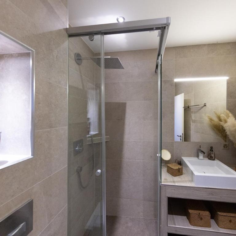 Résidence moderne avec jacuzzi - Villa Deluxe - 13