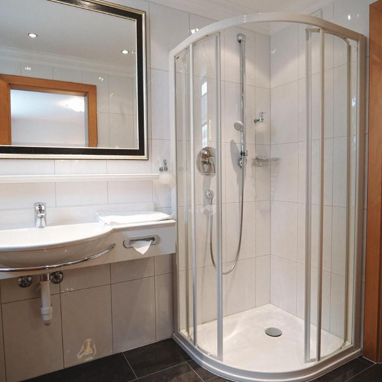 Hotel Acerina Superior - Doppelzimmer im Souterrain - 6