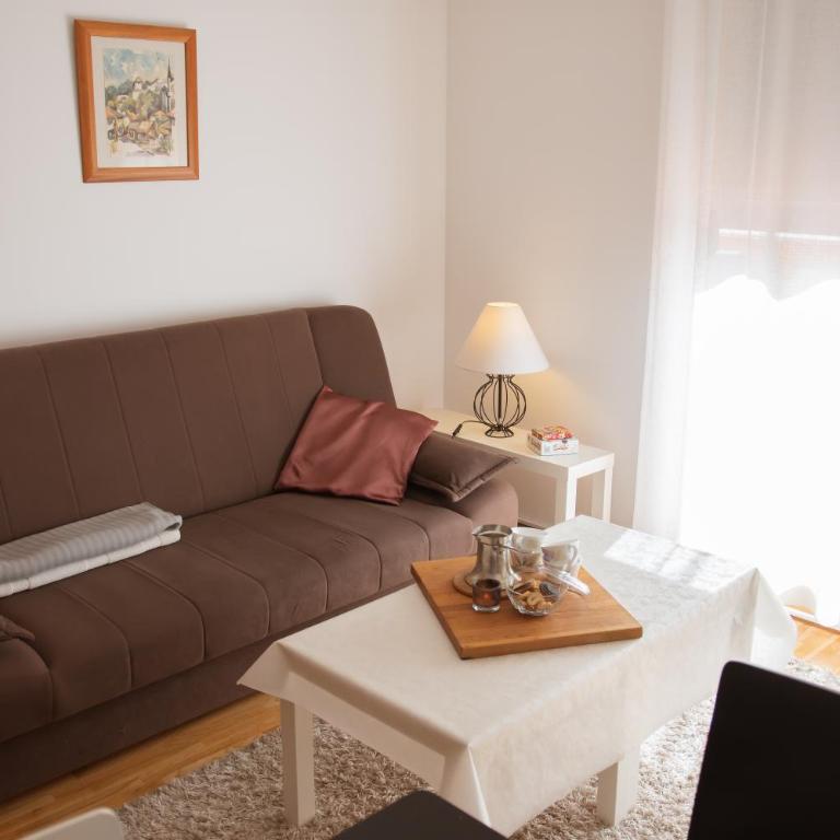 Apartman 10 - Jahorina - Two-Bedroom Apartment - 12