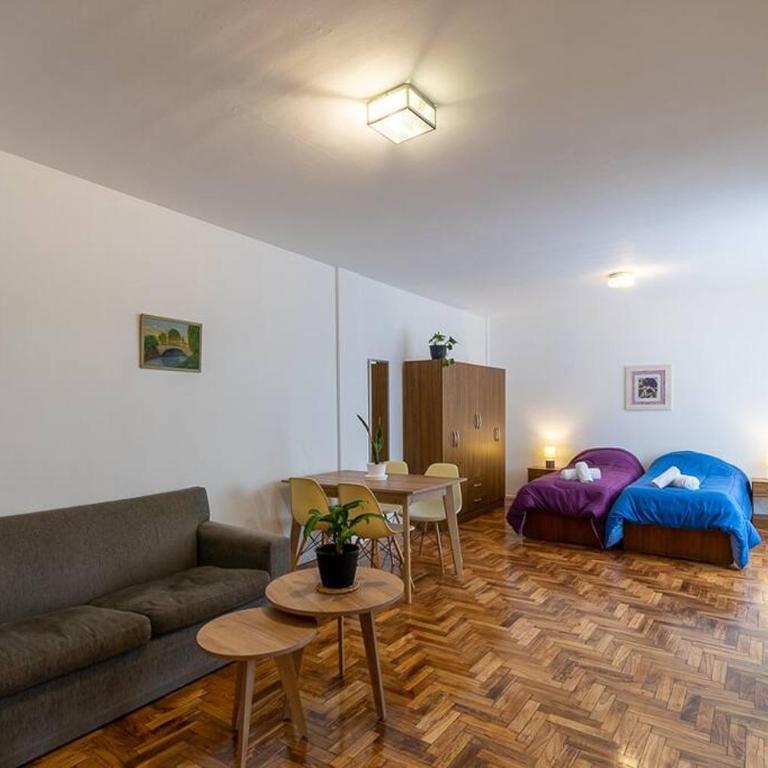 Amplio monoambiente en el corazón de Buenos Aires - Apartamento de 1 dormitorio - 3