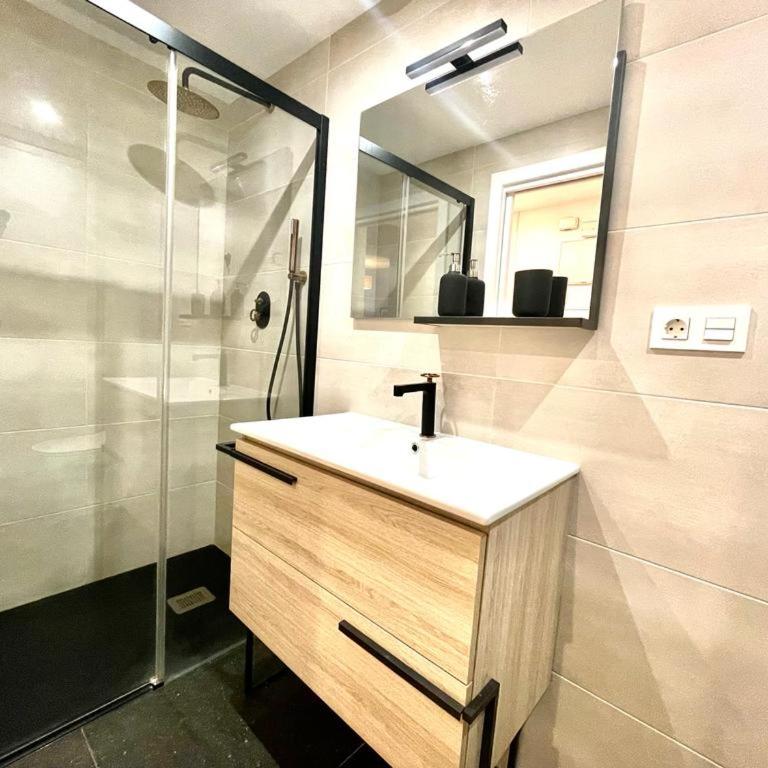 Cervantes céntrico con garaje - Apartamento de 1 dormitorio - 12