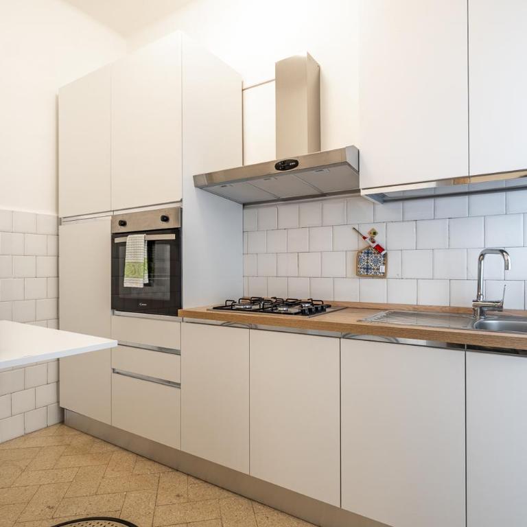 Palazzo De Rossi - Appartamento con 1 Camera da Letto - 10