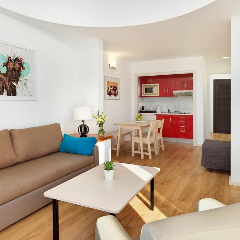 H10 Suites Lanzarote Gardens - Bungalow de 1 dormitorio (2 adultos + 3 niños) - 3