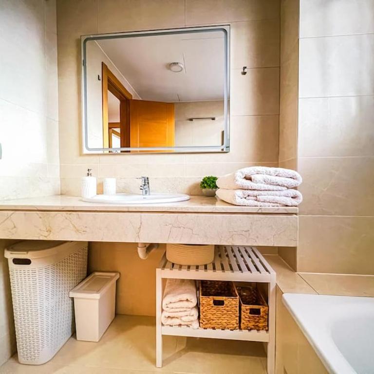 Fantastic Ocean View Apt, AC! Parking! Terrace! PA86 - Apartamento 1 de 1 dormitorio - 20