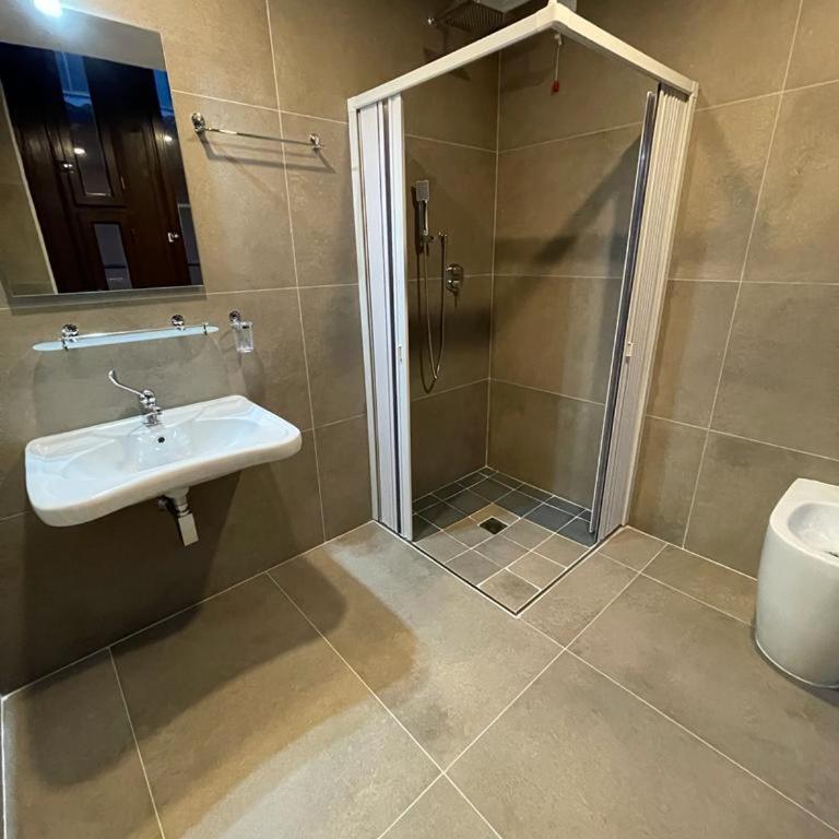 Titta & Ruffo - Quadruple Room with Private Bathroom - 1