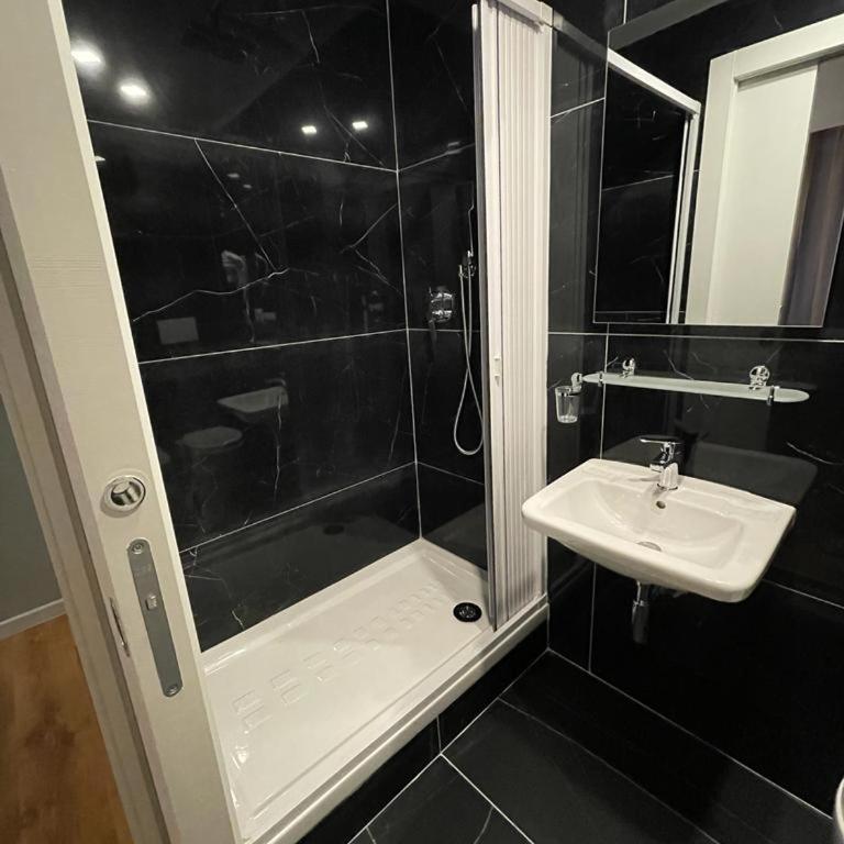 Titta & Ruffo - Economy Double Room - 1