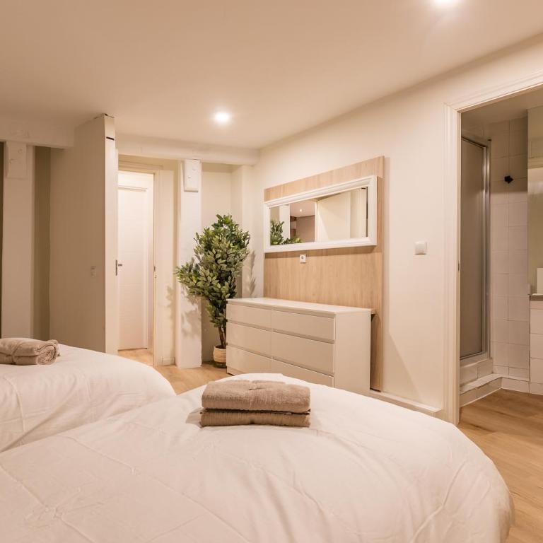 Apartamento en Madrid centro. Plaza Mayor - Three-Bedroom Apartment - 9