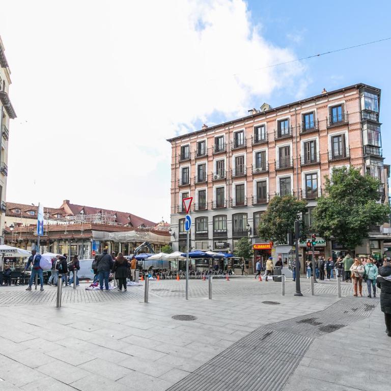 Apartamento en Madrid centro. Plaza Mayor - Three-Bedroom Apartment - 16