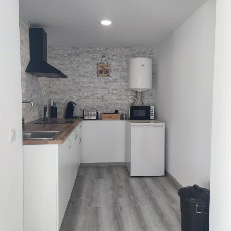 Planta independiente en Villa Primavera - Casa de 2 dormitorios - 9