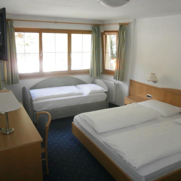 Hotel Schölzhorn Superior - Habitación Triple Clásica - 1