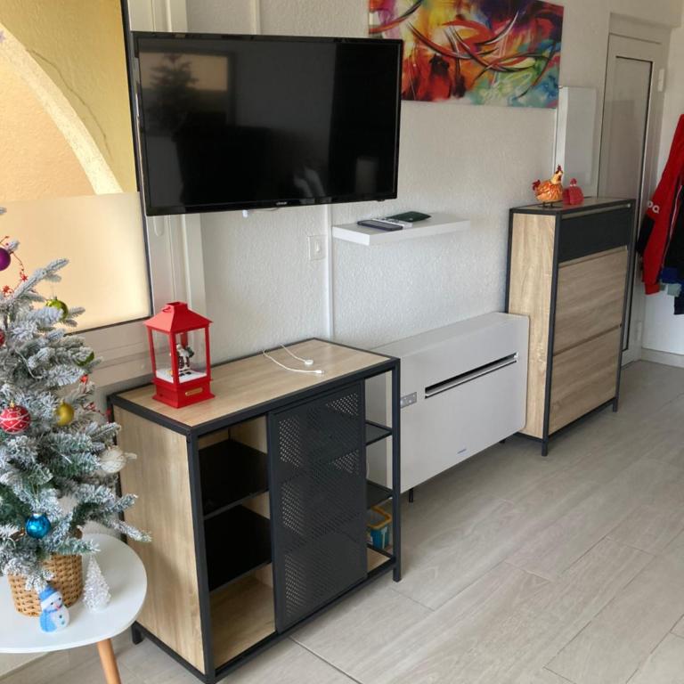 Bord de Mer Appartement face à la mer, lumineux, Grande terrasse, parking privé, climatisé - Appartamento con Vista Mare - 16