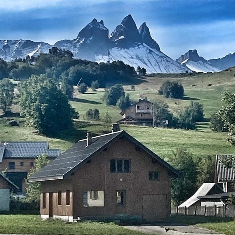 vue splendide montagnes centre village pieds des pistes et remontées Mécaniques - Appartement 1 Chambre - 31