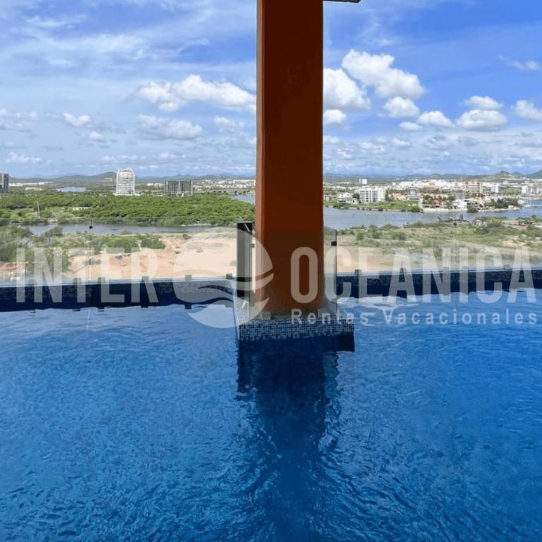 Pool with the best view of the Marina Mazatlán - Apartment - 21