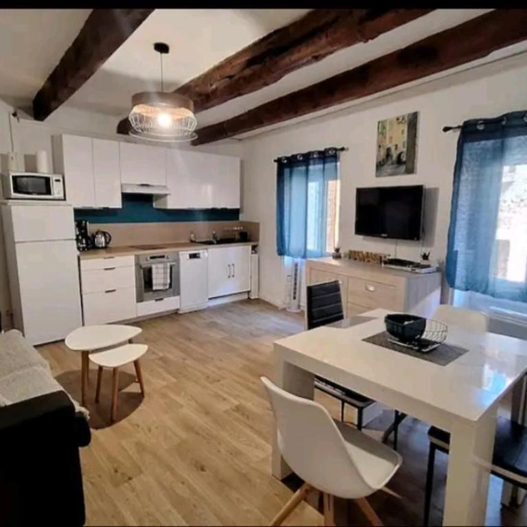 Charmant appartement de village rénové - Appartement 1 Chambre - 2
