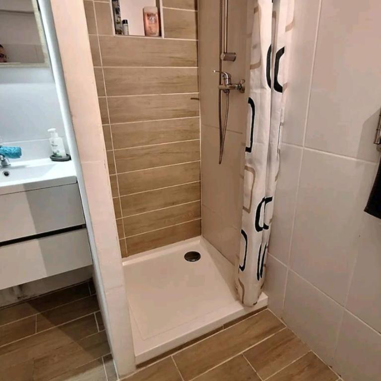 Charmant appartement de village rénové - Appartement 1 Chambre - 8