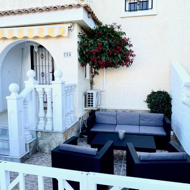 Villa Dulce - Two-Bedroom House - 2
