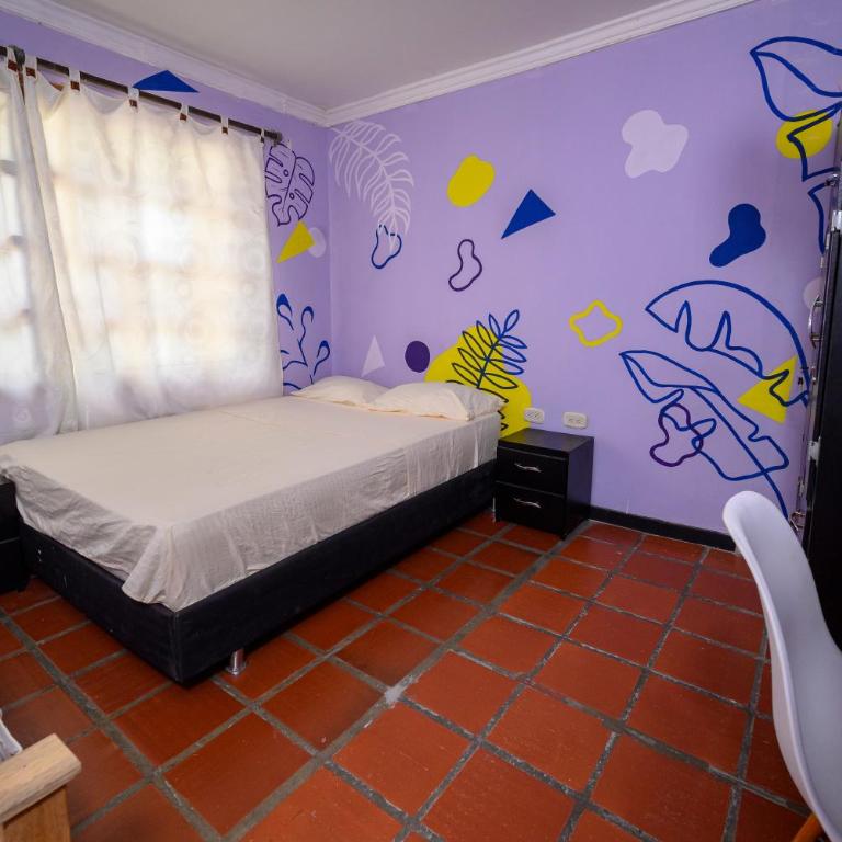 Hostal Casa Macondo - Economy Quadruple Room - 10