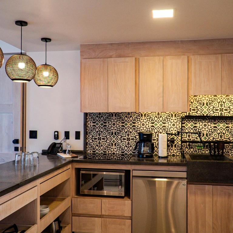 Flamboyan Hotel & Residences - One Bedroom Residence - 5