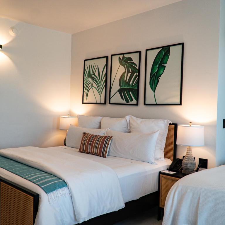 Flamboyan Hotel & Residences - Deluxe Room - 7