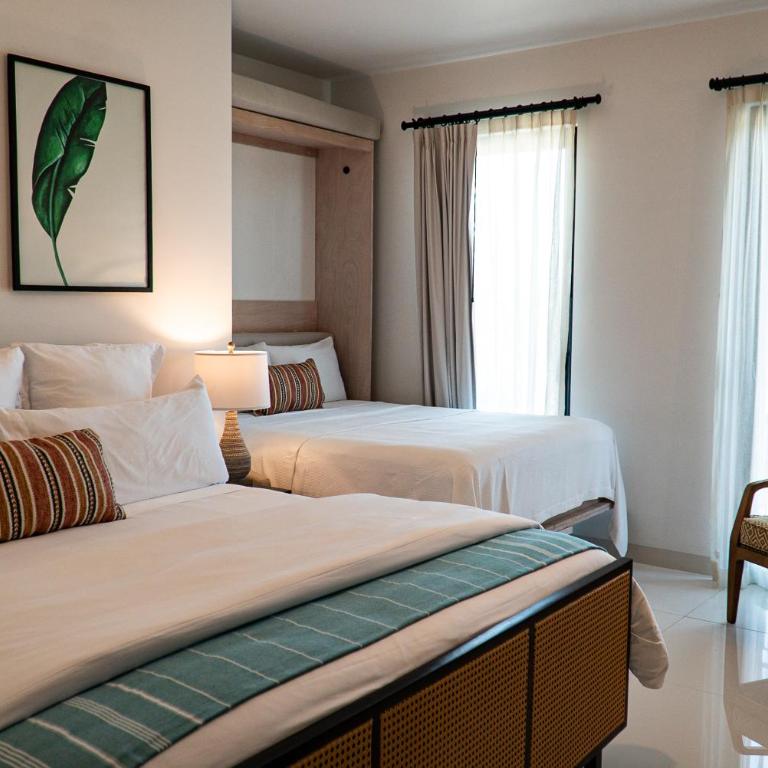 Flamboyan Hotel & Residences - Deluxe Room - 12