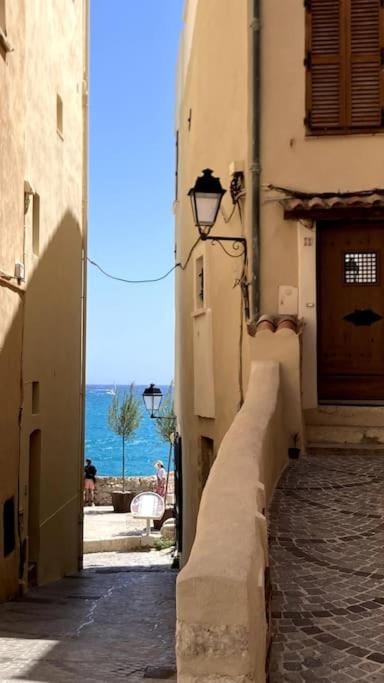 Studio balcon, centre ville, proximité plages, commerces, restaurants, musées... - Apartment mit 1 Schlafzimmer - 13