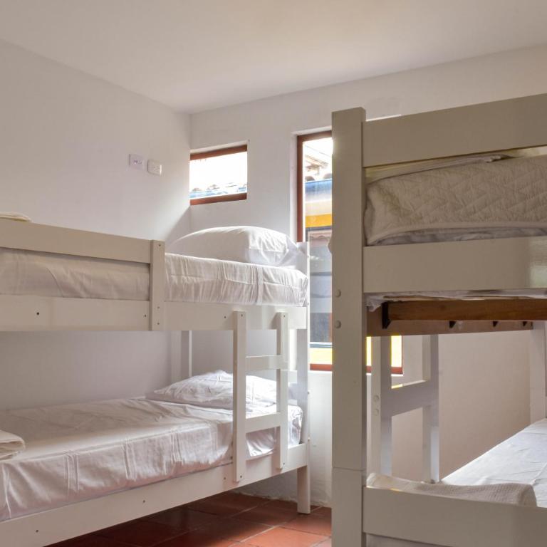 Casa de huéspedes en Usaquén - Habitación Compartida Mixta - 25