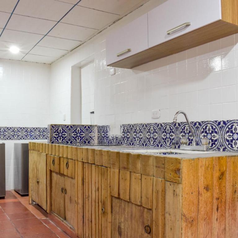 Casa de huéspedes en Usaquén - Habitación Compartida Mixta - 27