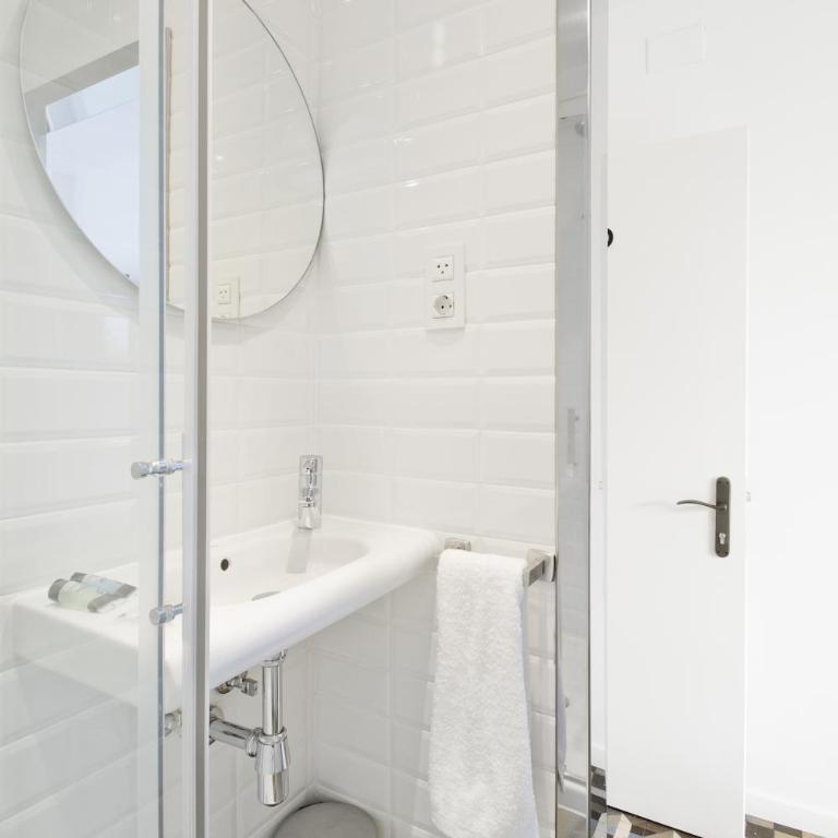Som Nit Triomf - Standard Double or Twin Room - 10