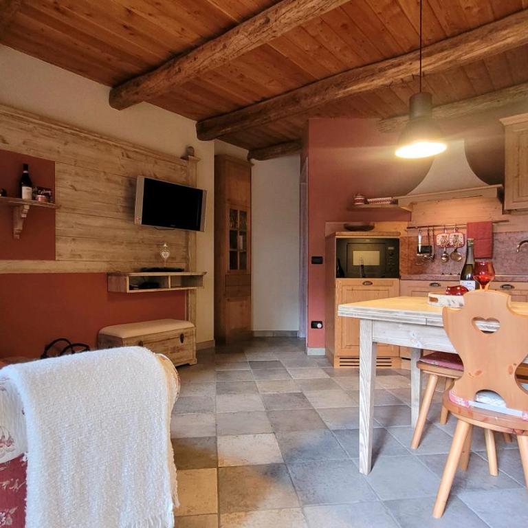 Baita 3 lovely & central Sauze - Chalet con 1 Camera da Letto - 4