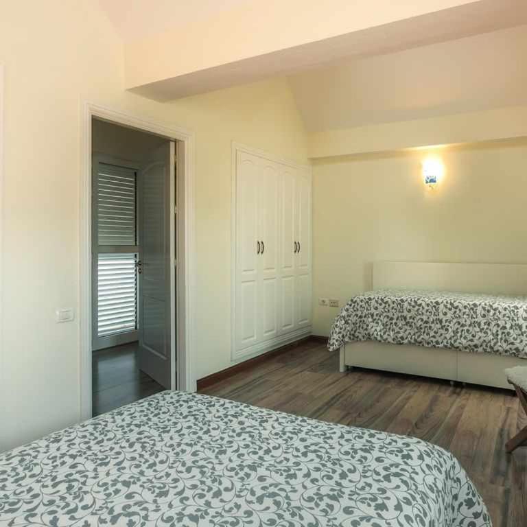 Villa Nuria, con piscina privada - Casa de 3 dormitorios - 25