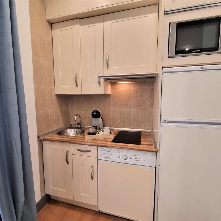 MOLINA - LA LATINA - One-Bedroom Apartment - 5