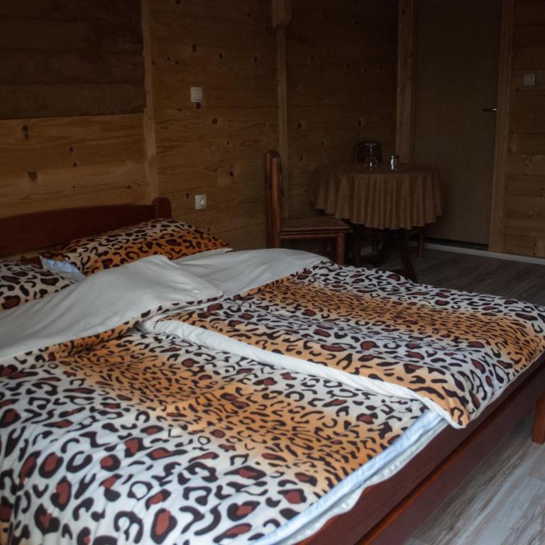 Hostel Fortuna - Standardna Dvokrevetna Soba sa Bračnim Krevetom - 1