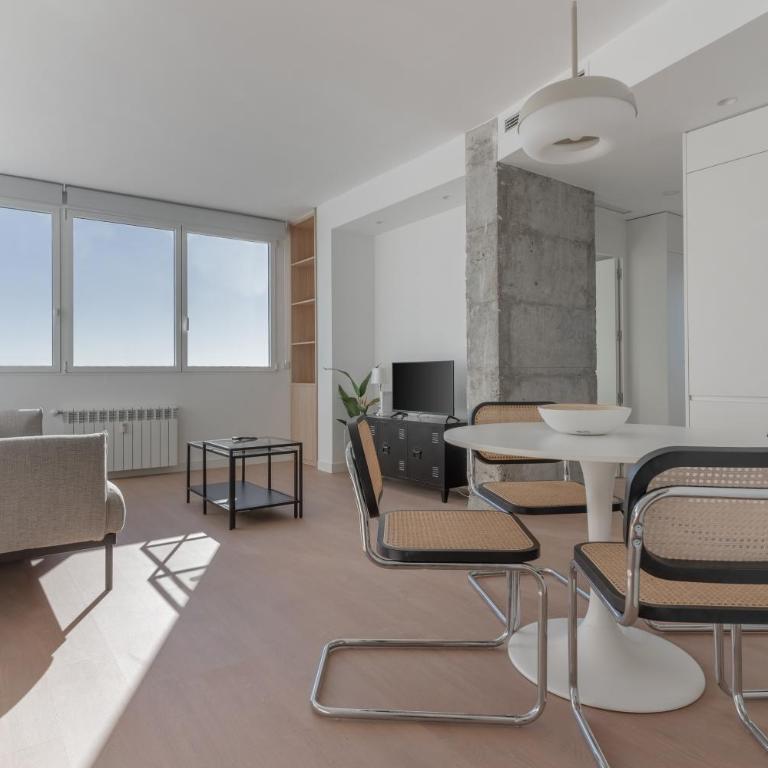 Bright with views -2Beds 1Bath- Bernabéu - Apartamento de 2 dormitorios - 1