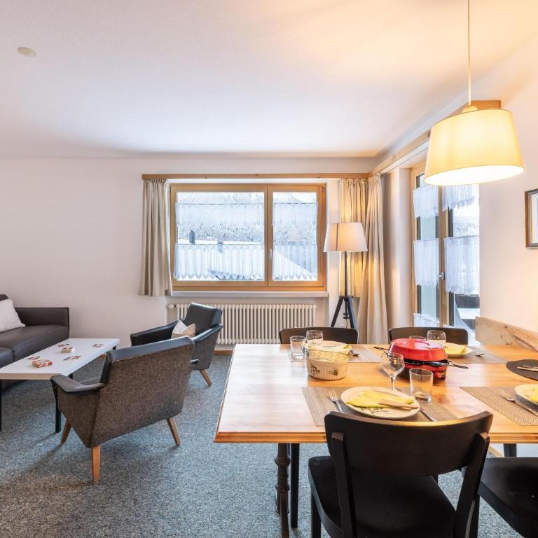 Chasa Val 2 - Apartment mit Blick auf die Berge - 1