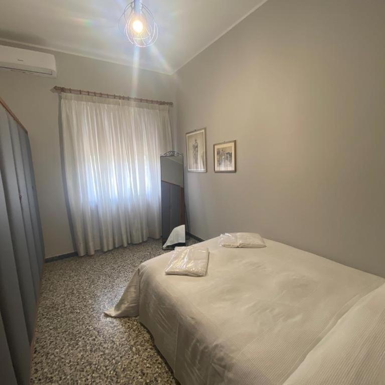 La casa del Professore - Downtown luxury stay - Three-Bedroom Apartment - 15
