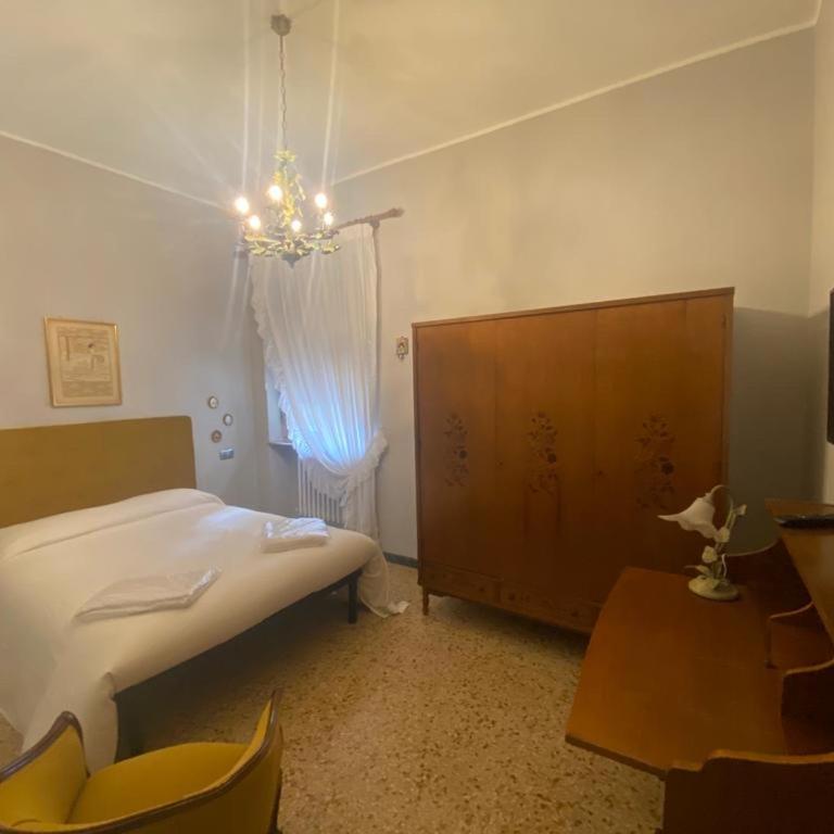 La casa del Professore - Downtown luxury stay - Three-Bedroom Apartment - 14