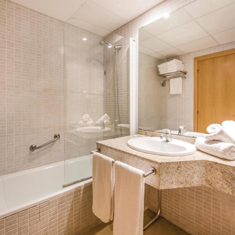 Las Dunas - Two-Bedroom Apartment - 19