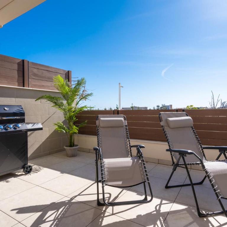 Lotus apartment with pool by Costarentals- Ref 240 - Apartamento de 3 dormitorios - 18
