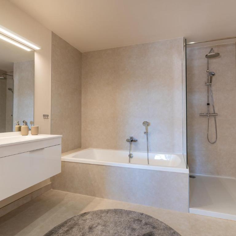 Lotus apartment with pool by Costarentals- Ref 240 - Apartamento de 3 dormitorios - 20