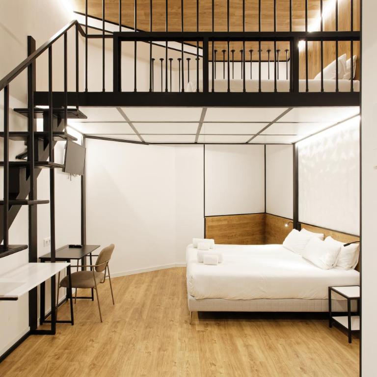 Green House Hotel - Habitación Interior Cuádruple Dúplex - 5