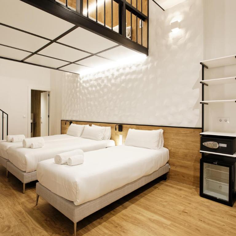 Green House Hotel - Habitación familiar interior dúplex - 3