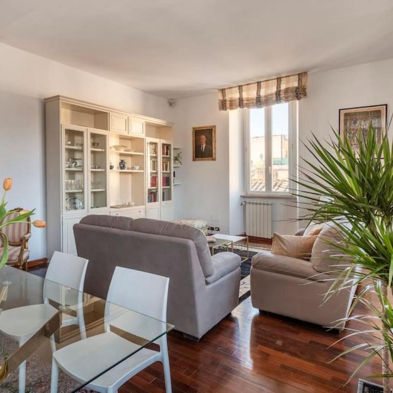 Stunning Center Rome Apartment - Appartamento con 2 Camere da Letto - 12