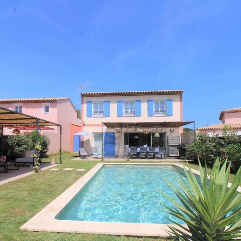 A Grimaud dans le Golfe de St Tropez - Villa avec piscine privative plage à pied - Maison 4 Chambres - 6