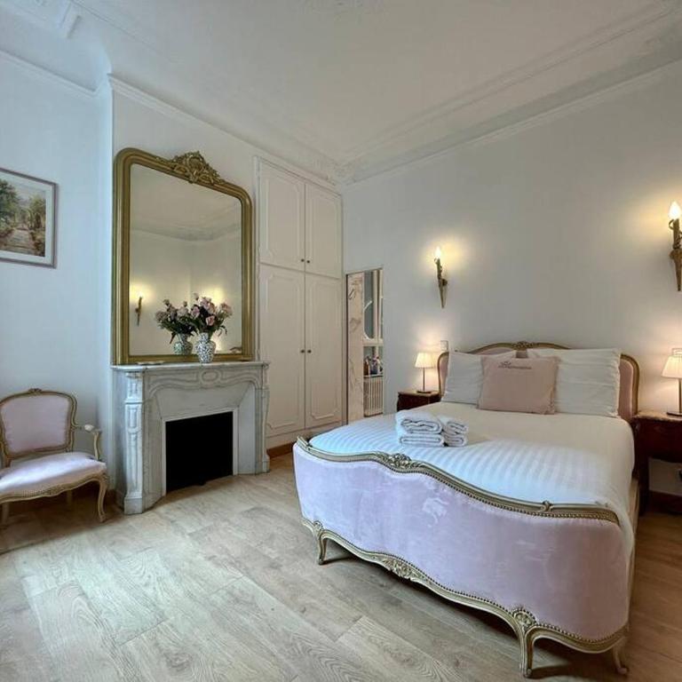 Charme et Volupté à République - Appartement - 9