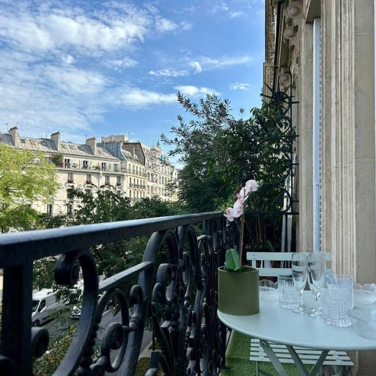 Charme et Volupté à République - Appartement - 36