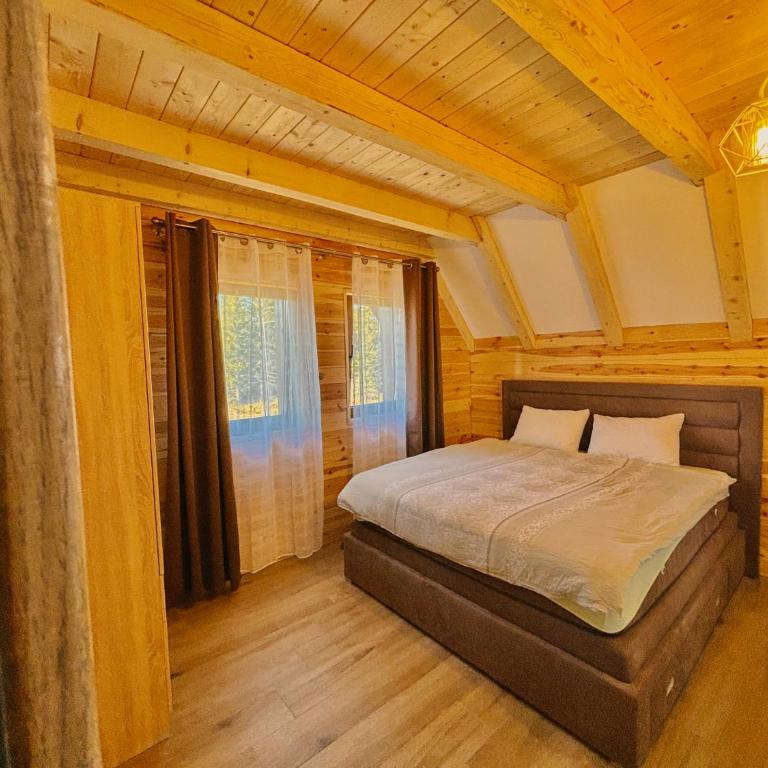 Savoja Žabljak - Four-Bedroom House - 17